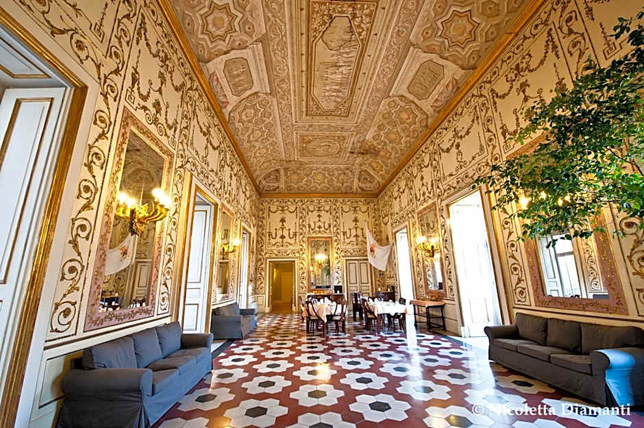 Decumani Hotel De Charme