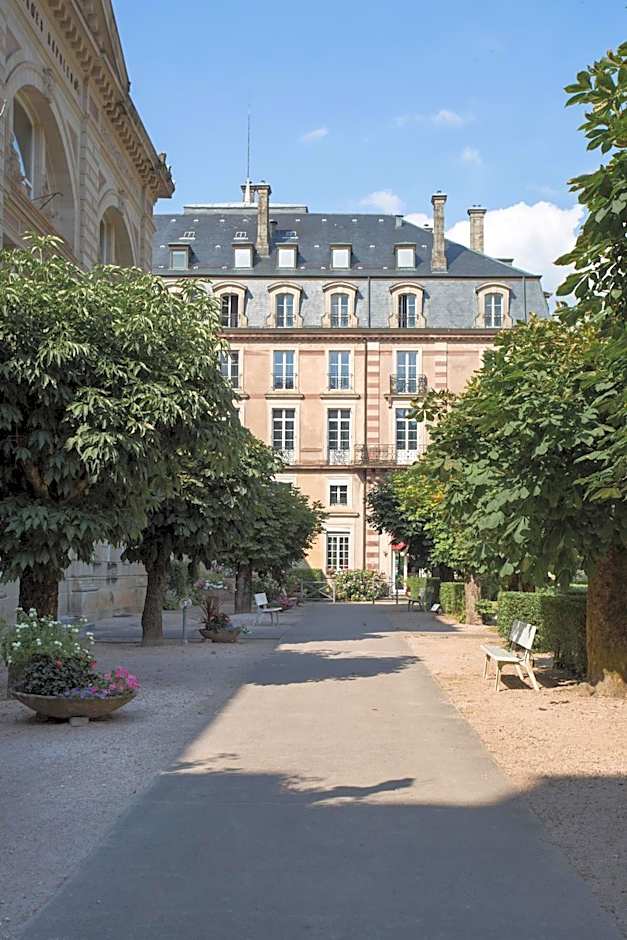 Le Grand Hotel de Plombieres by Popinns