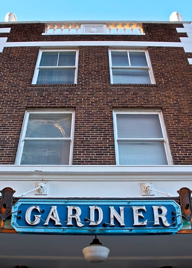 Gardner Hotel