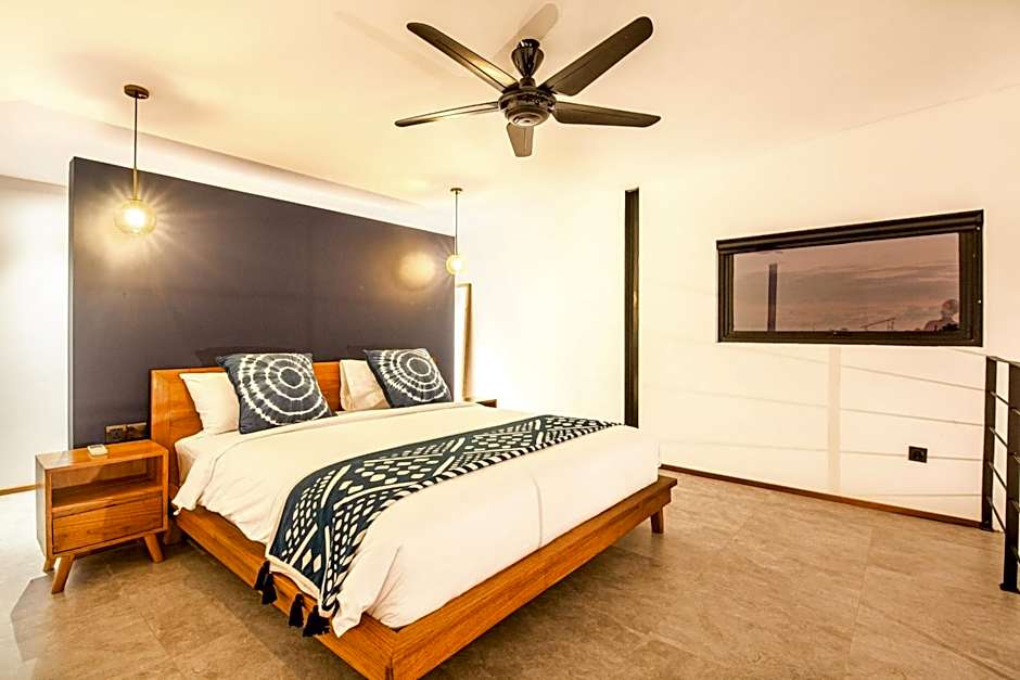 Modern Spacious Loft 200m from the beach Canggu