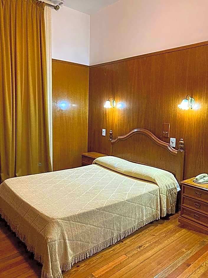 Hotel Americano