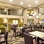 La Quinta Inn & Suites by Wyndham Denver Airport Dia