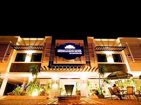 Urban Manor Hotel