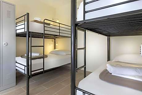 8-Bed Mixed Dormitory Room