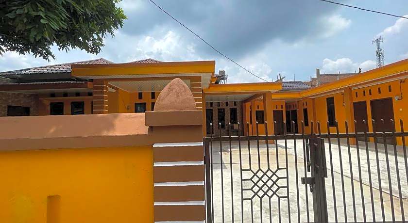 Hotel O Neva Guest House SyariahNearWaduk Cipta Karya