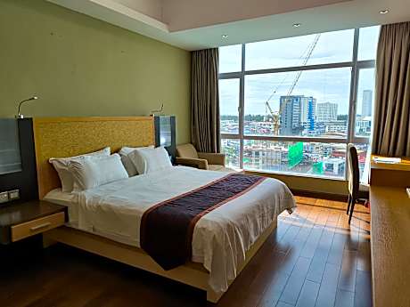 Family 2-Bedroom Suite