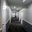 Douglas Inn & Suites Cleveland
