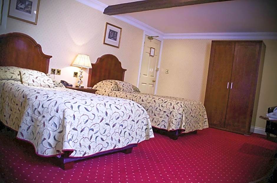 The Golden Lion Hotel