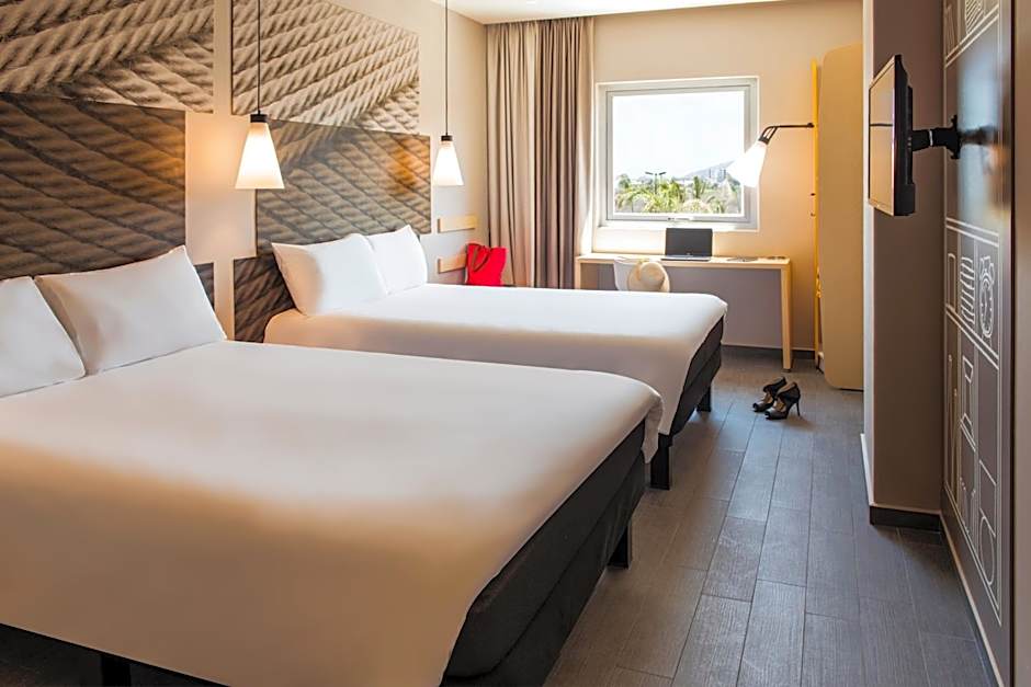 Ibis Mazatlan Marina