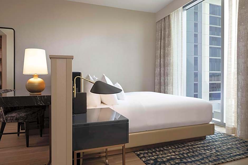 Caesars Republic Scottsdale, a Hilton Hotel