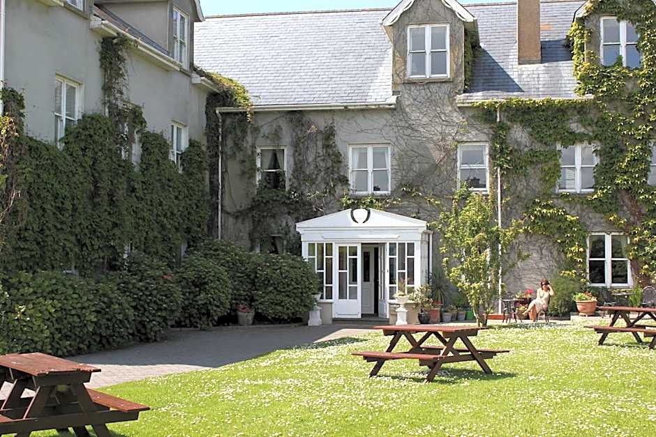 Kilcooly's Country House Hotel