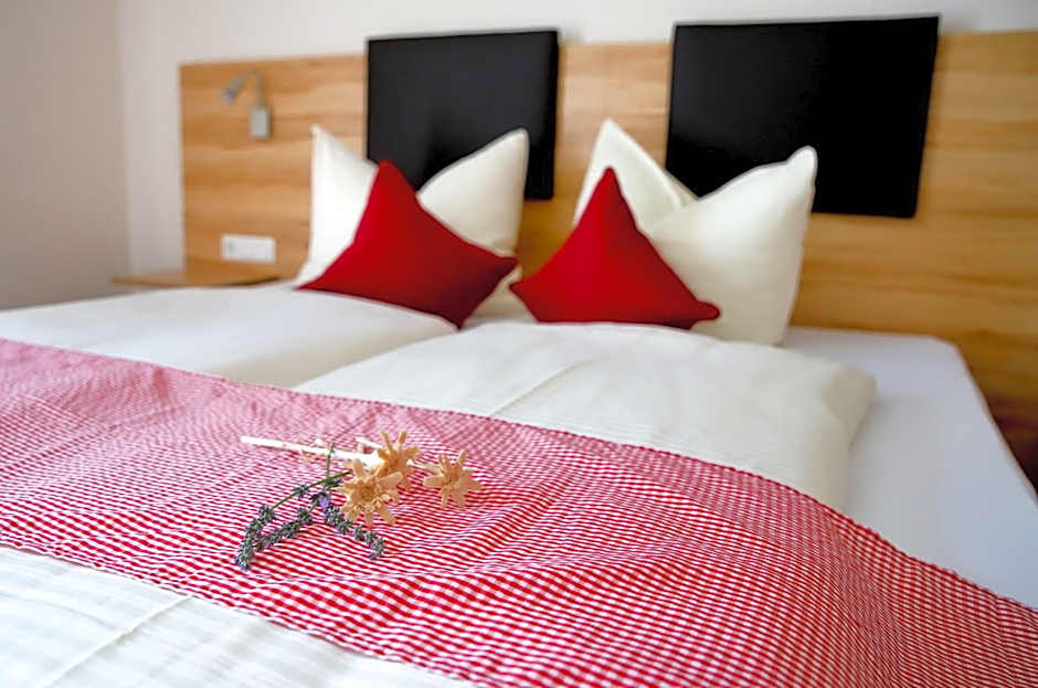 Lohauserhof - Biohof und Hotel