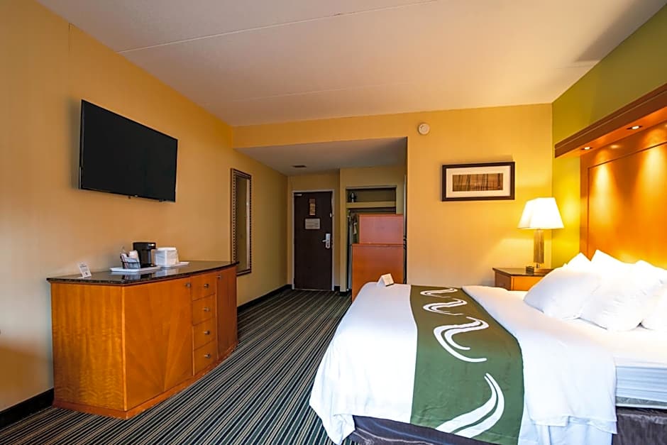 Cromwell Inn - Middletown