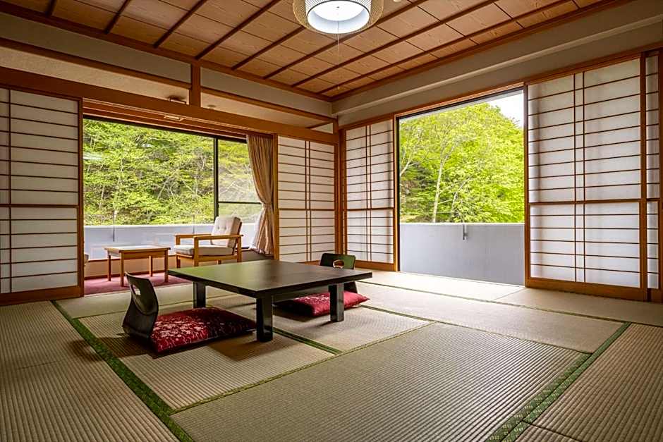 Nikko Nationalpark Kawamata Onsen KURA