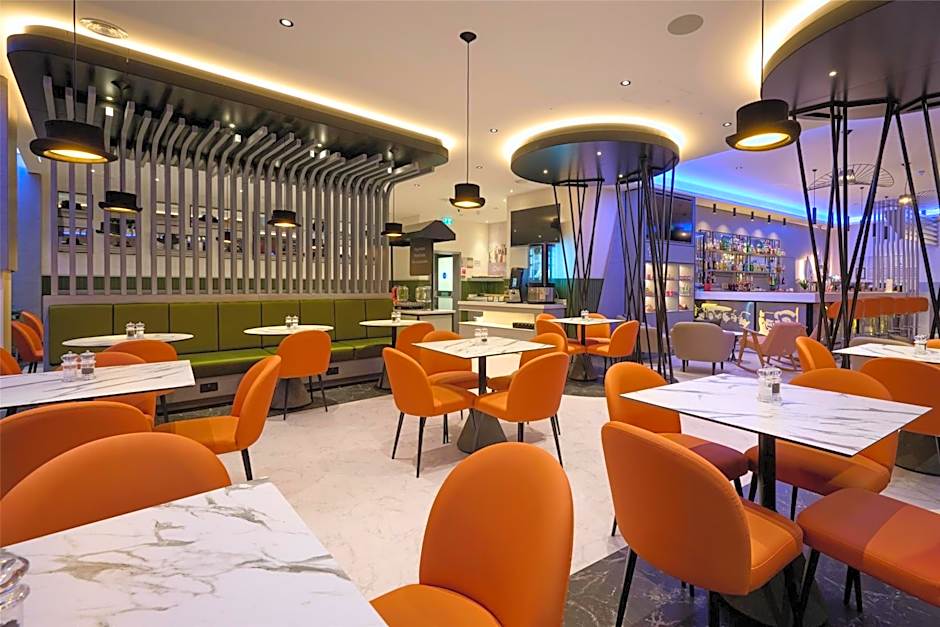 Spark by Hilton Luton