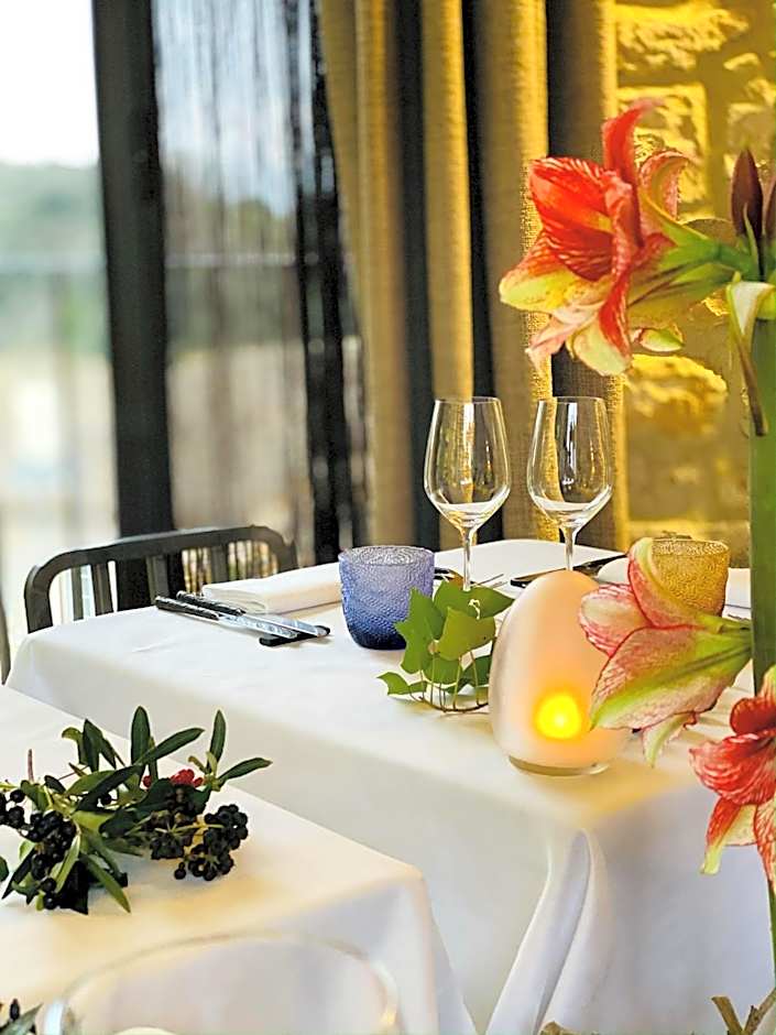 La Maison du Passage - Chambres - Suites premium, Spa, Piscine et Restaurant