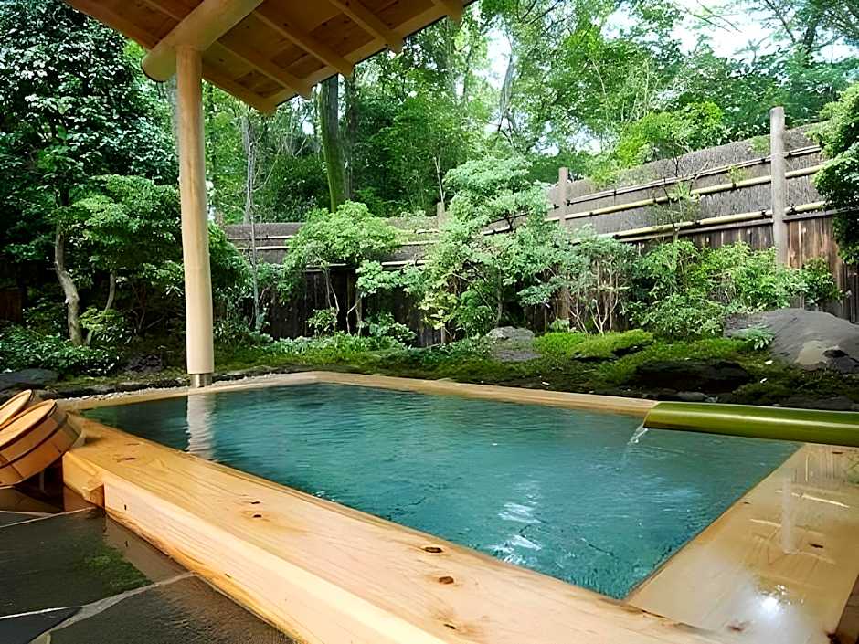 Izukogen Shirogasaki Onsen Hanafubuki