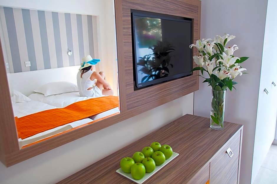 Princessa Vera Hotel Apartments