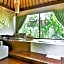 DISINI Luxury Spa Villa