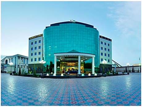 Golden Valley Hotel