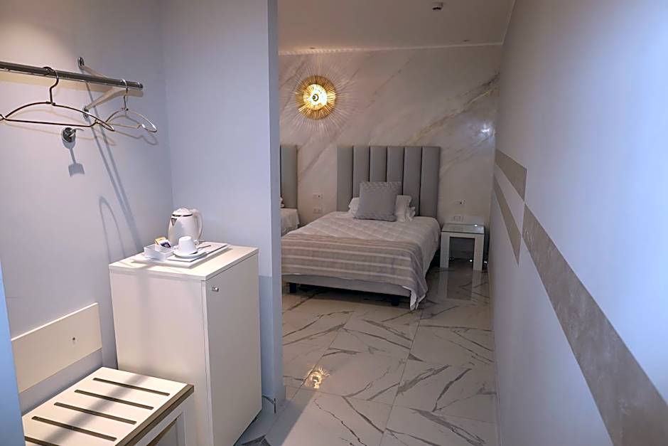 One Hotel & Restaurant