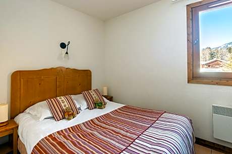 One-Bedroom Apartment with Alcove (6 Adults)