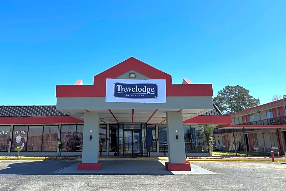 Travelodge by Wyndham Lumberton