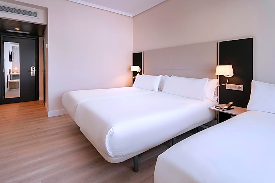 B&B HOTEL Vitoria General Álava