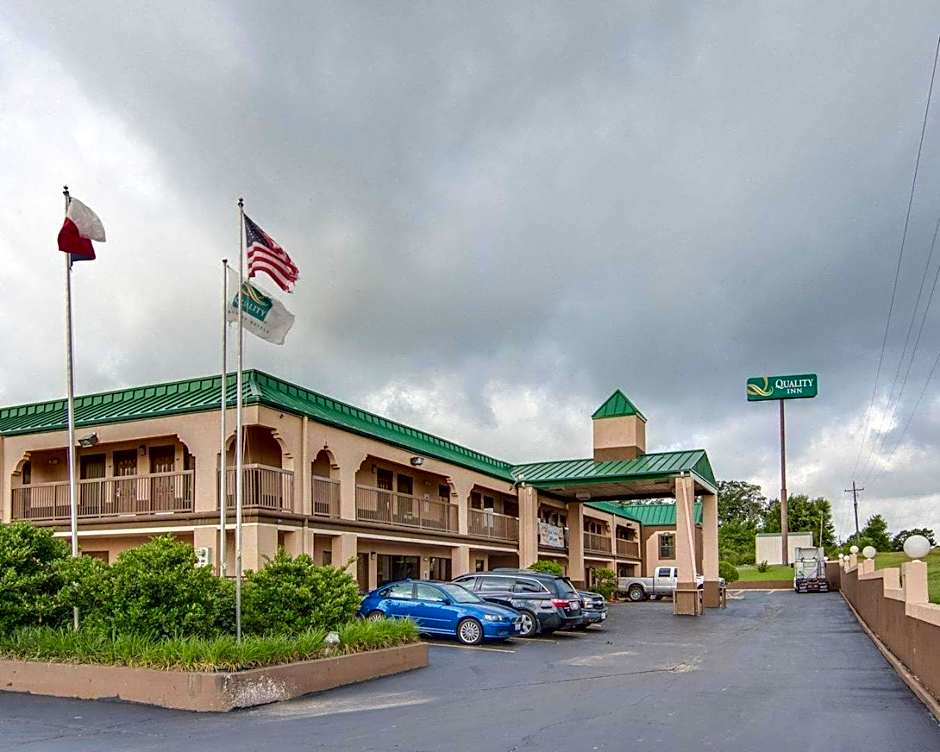 Quality Inn Mt. Pleasant