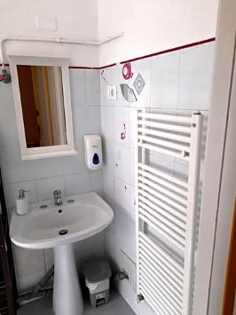4-Bed Mixed Dormitory Room