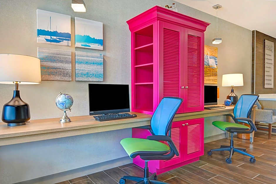 Home2 Suites By Hilton Sarasota I-75 Bee Ridge, FL