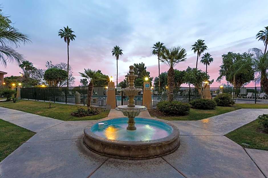Yuma Inn and Suites