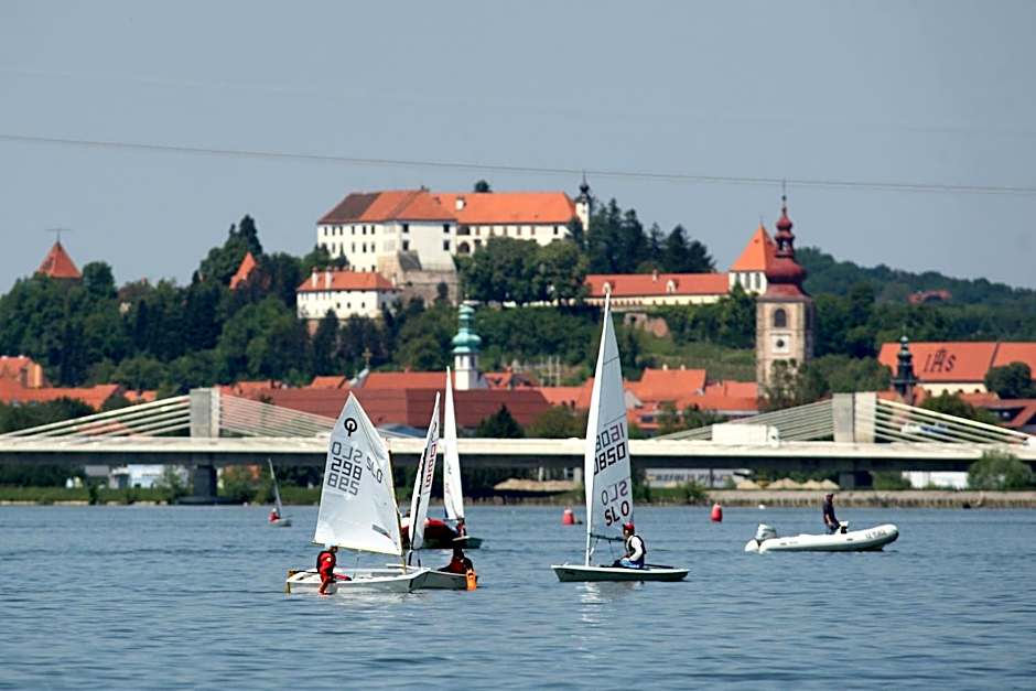 Casino & Hotel ADMIRAL Ptuj