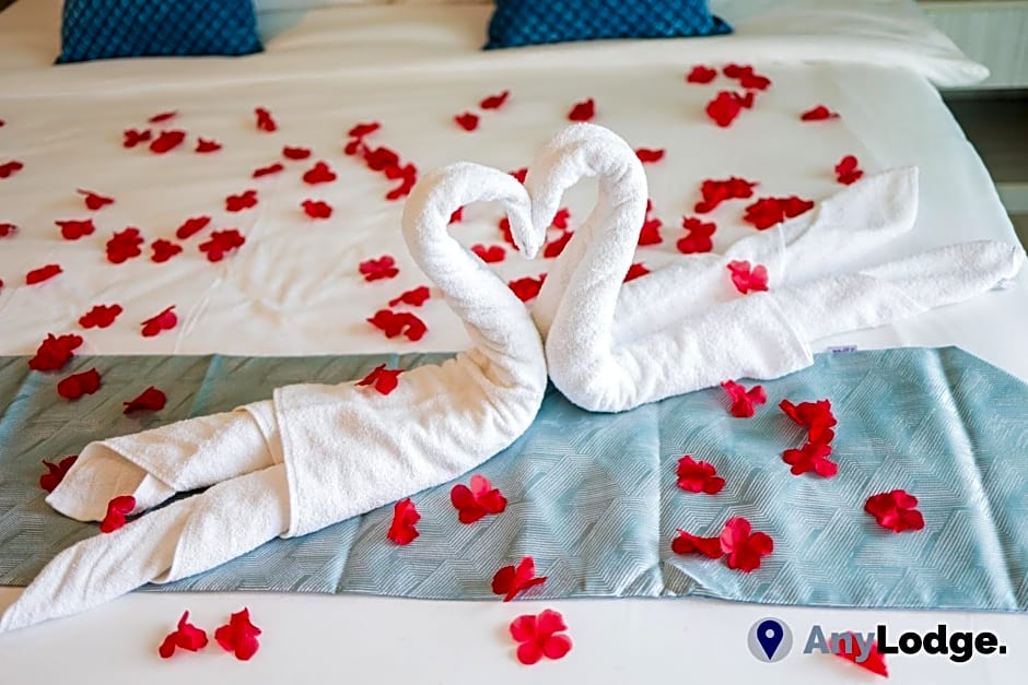 AnyLodge Waterfront Marina Island Pangkor