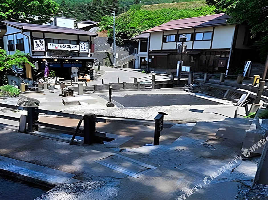 Sakakiya