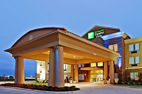 Holiday Inn Express and Suites Hotel - Pauls Valley By IHG