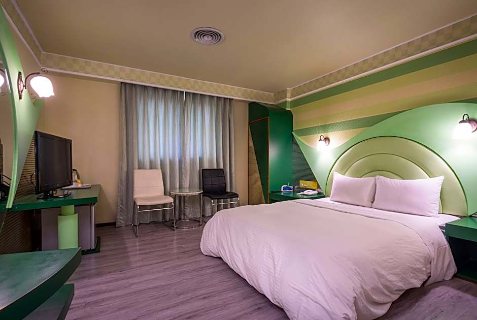 Golden Phoenix Hotel