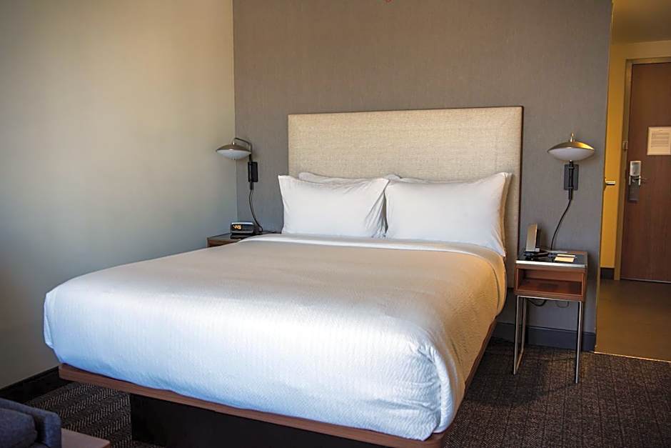 Courtyard by Marriott Lake City