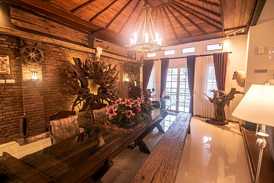 Front One Boutique Baluran Malang