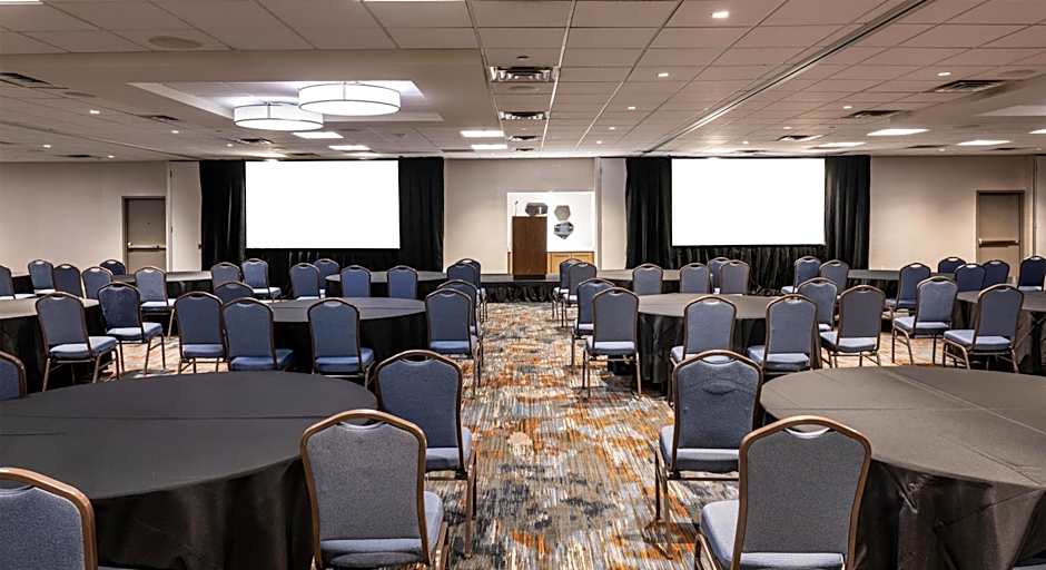 Embassy Suites by Hilton Minneapolis Bloomington Edina