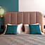 Lagomandra Luxury Suites with Private Pools