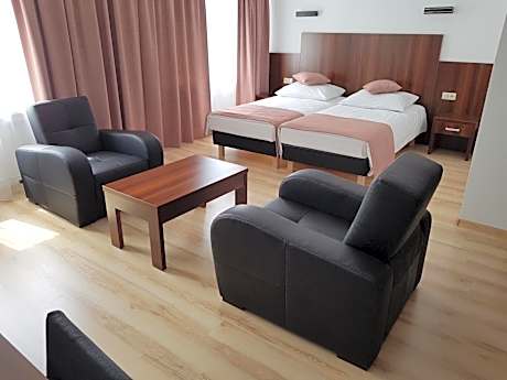 Pod Kominem Pokoje i Apartamenty