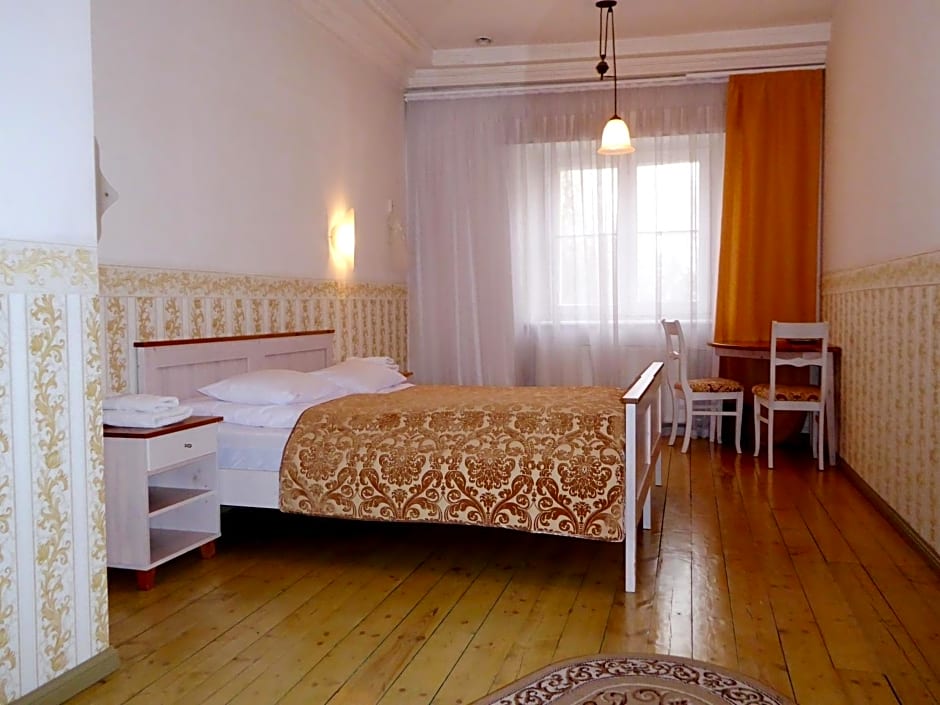 Saku Manor & Beerspa