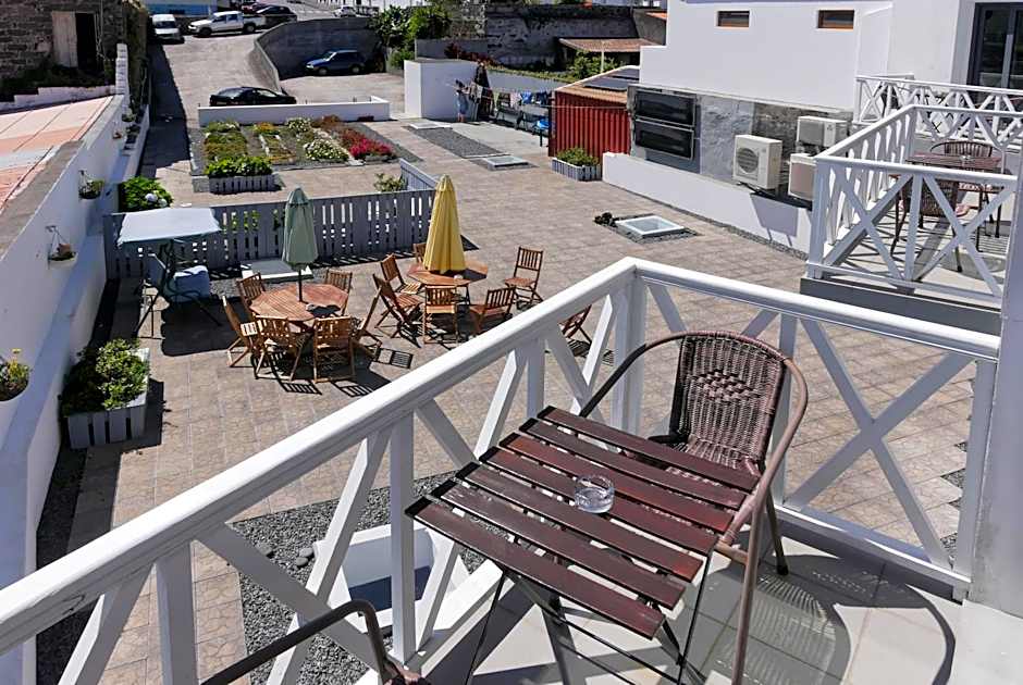 Faial Marina Apartments 1