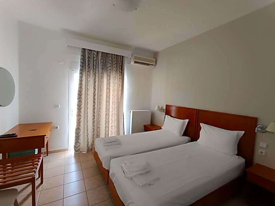Stavros Beach Hotel