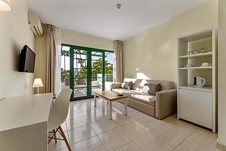 Junior Suite with Pool View