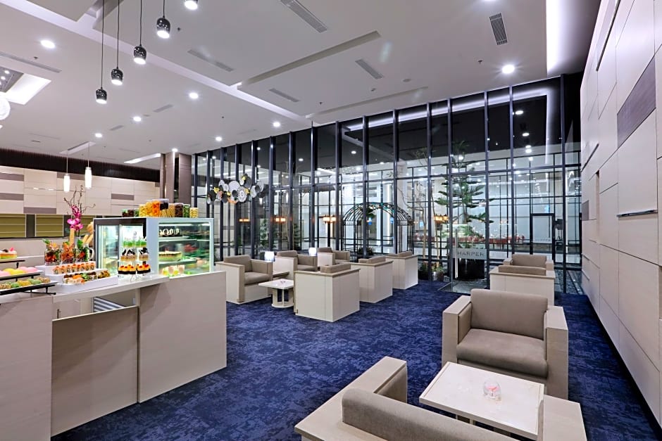 Harper Palembang by ASTON