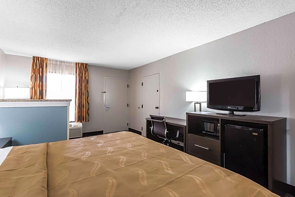 Quality Inn & Suites Mooresville-Lake Norman