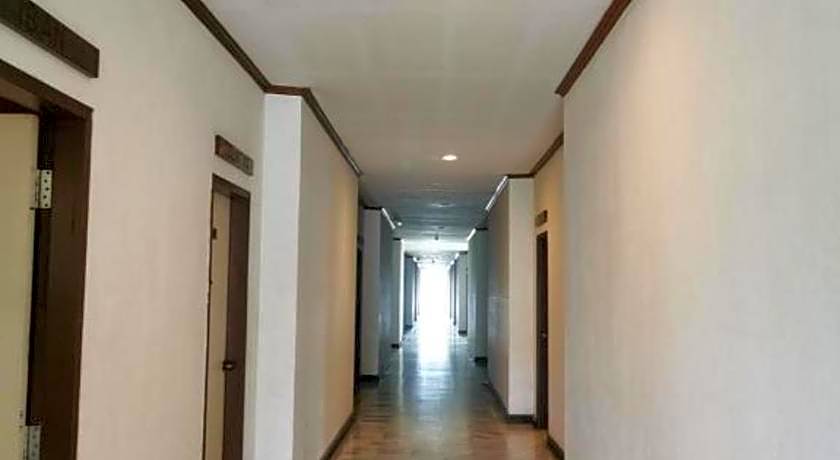 OYO 89972 Borneo Paradise Beach Hotel