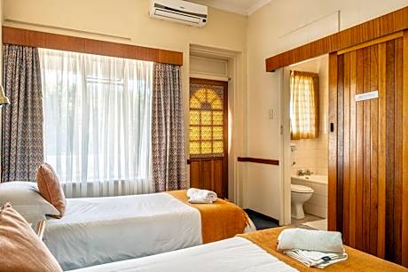 Twin Room with Balcony